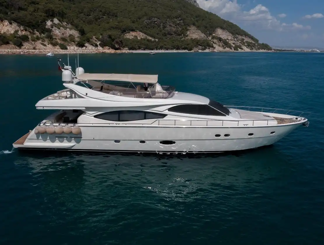 Antalya Yacht Rental 26m Ferretti 760